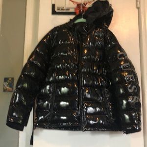 Guess bubble Jacket never worn size XL